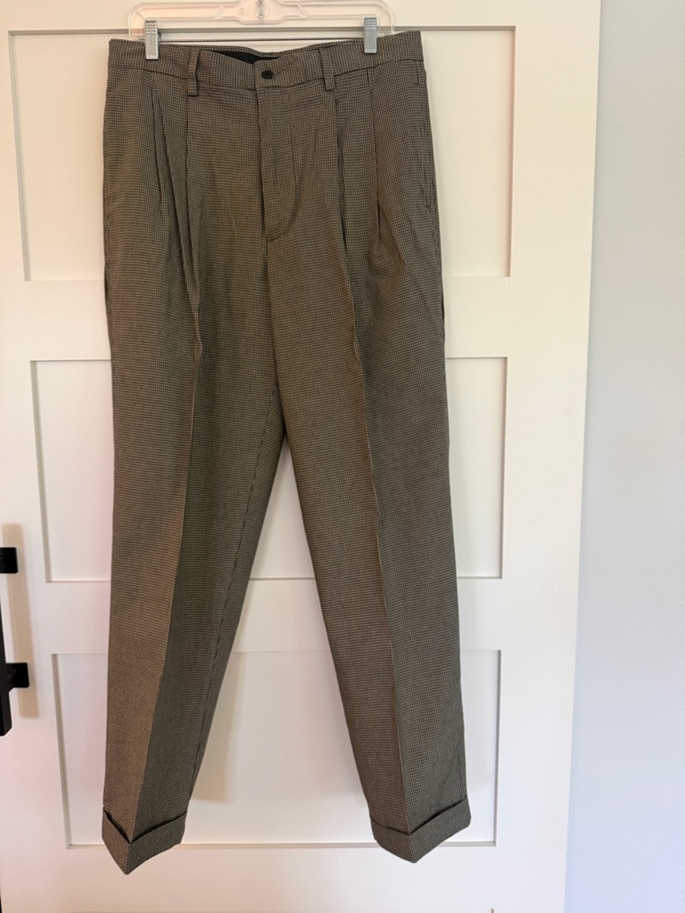 Banana Republic Smithfield Brown Houndstooth Pleated Dress Pants